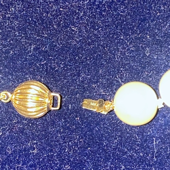 Pearl necklace with gold lock 14K beauty and elegance in 1 new w/white tag - Picture 9 of 12